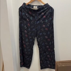 Marine Layer Kiley Pant in black floral print